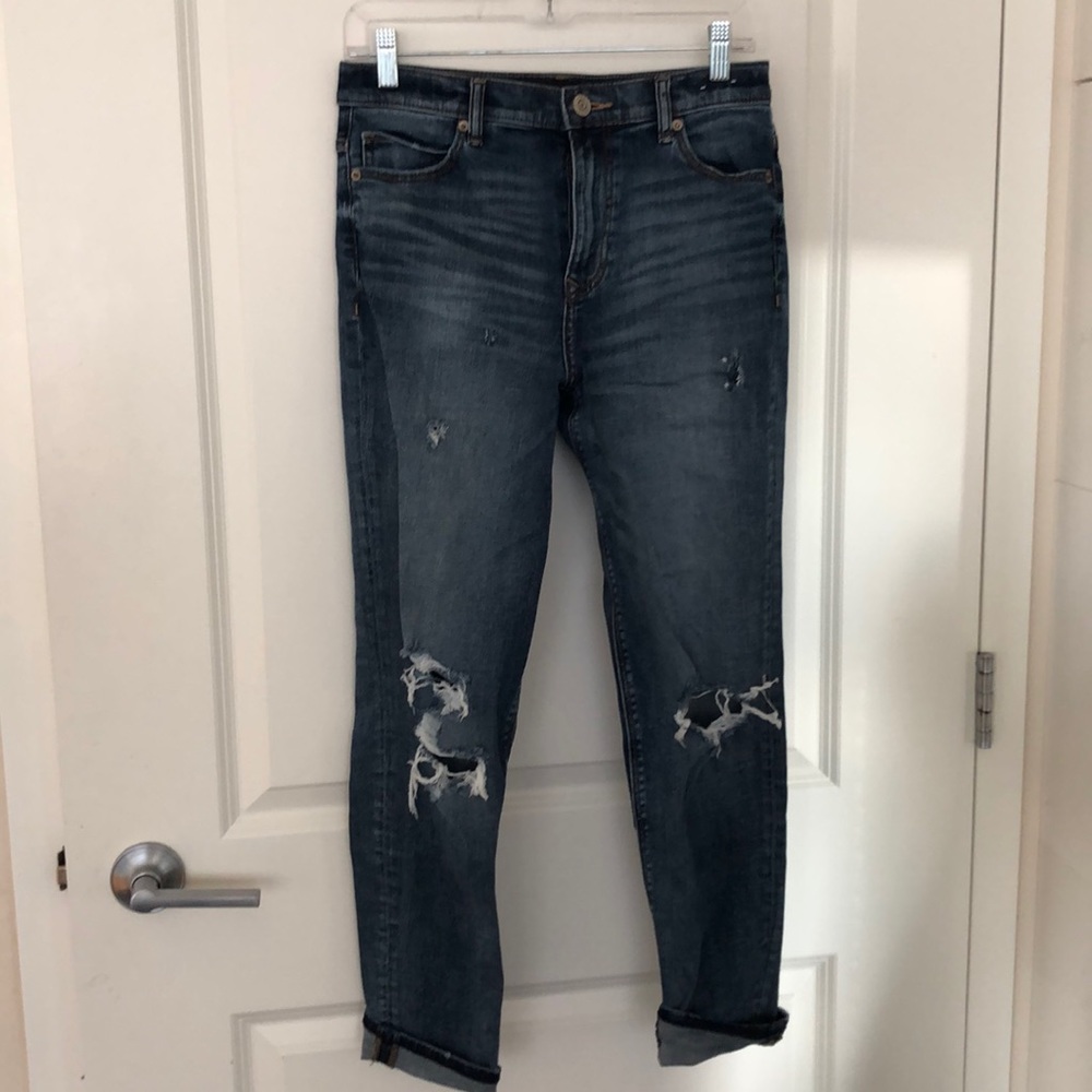 Ripped detail boyfriend/ girlfriend jeans